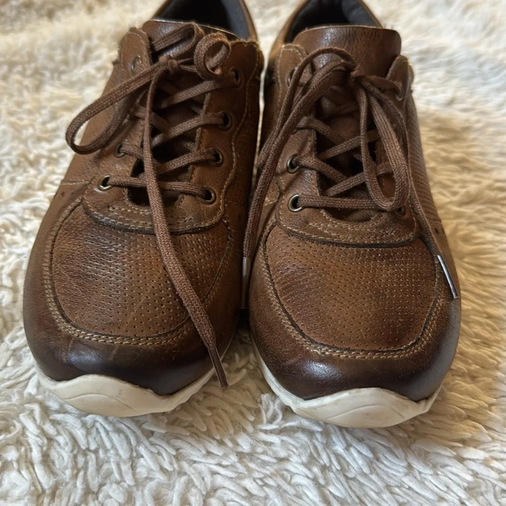 Roan Marin Sneaker Lace up Leather Womens Sneakers shoes size 7.5